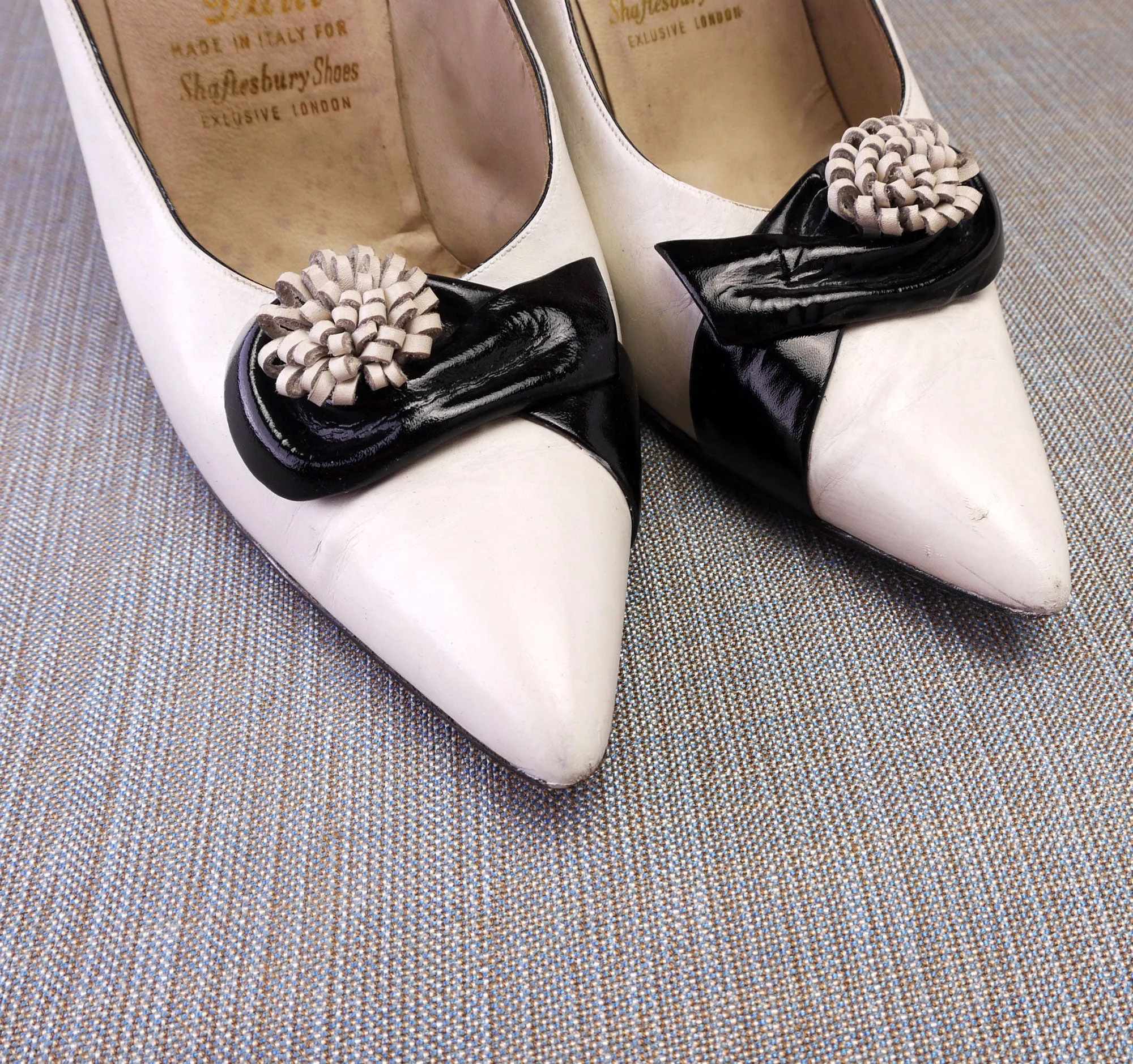 1960s Black & White 4 Inch Stiletto Pumps UK 4.5