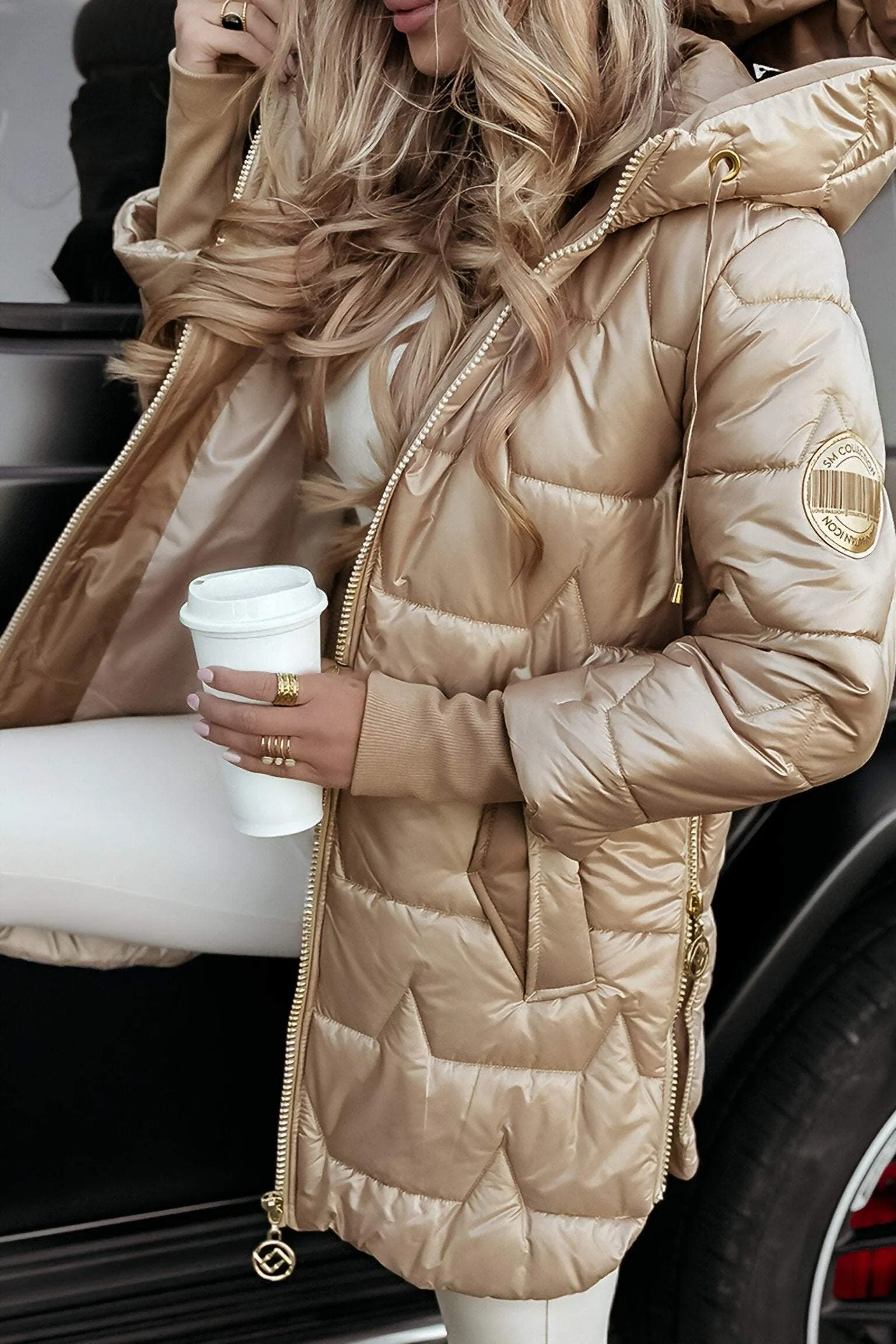 Astrid | Chic Hooded Puffer Jacket