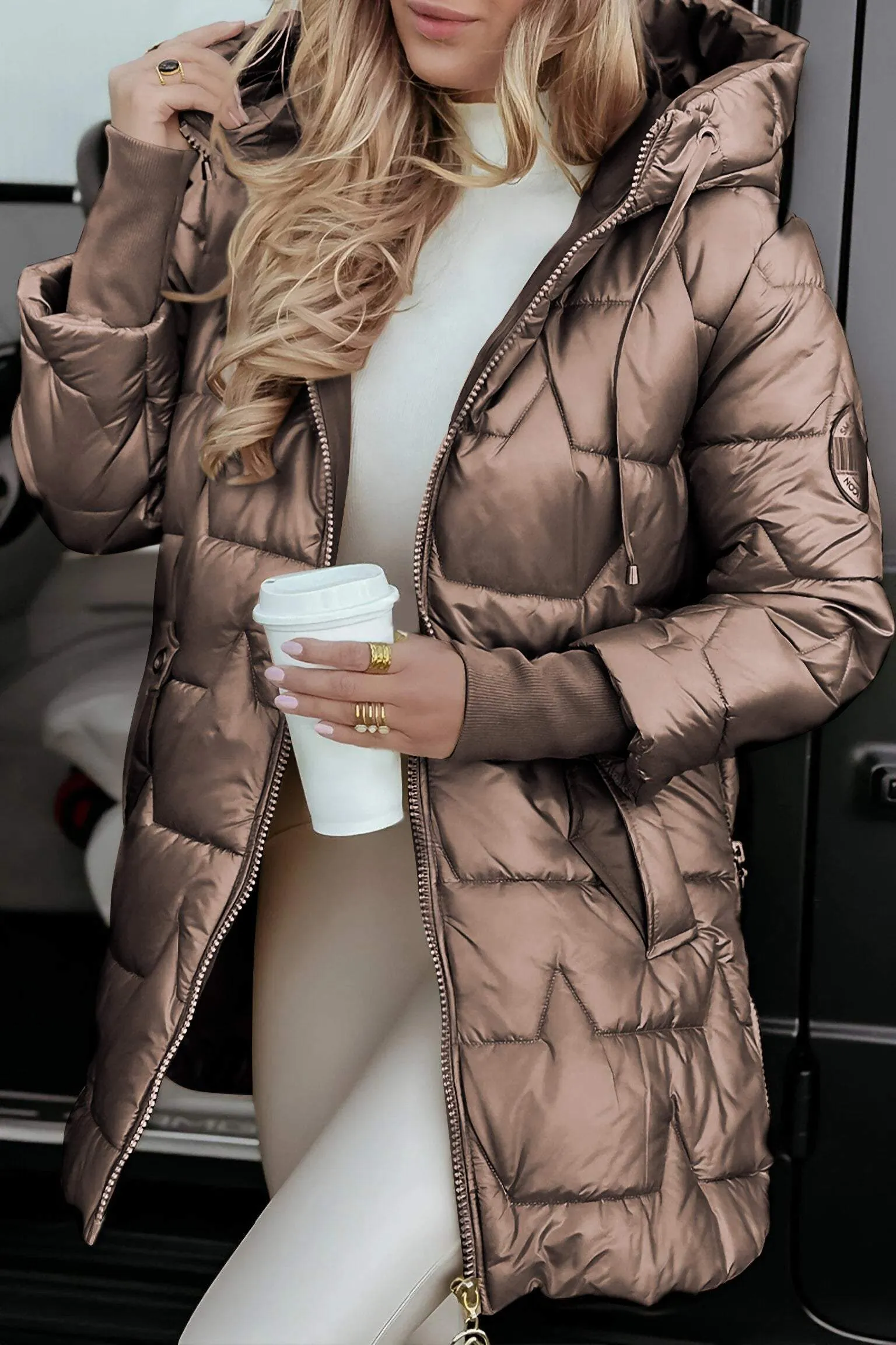 Astrid | Chic Hooded Puffer Jacket