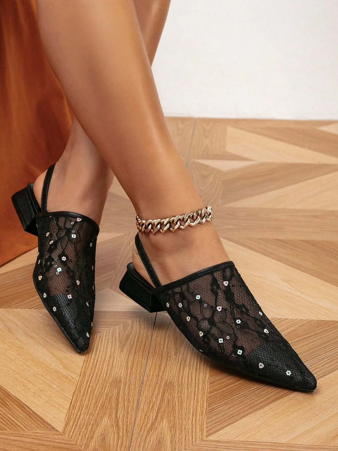 Breathable Pointed Toe Mesh Mules
