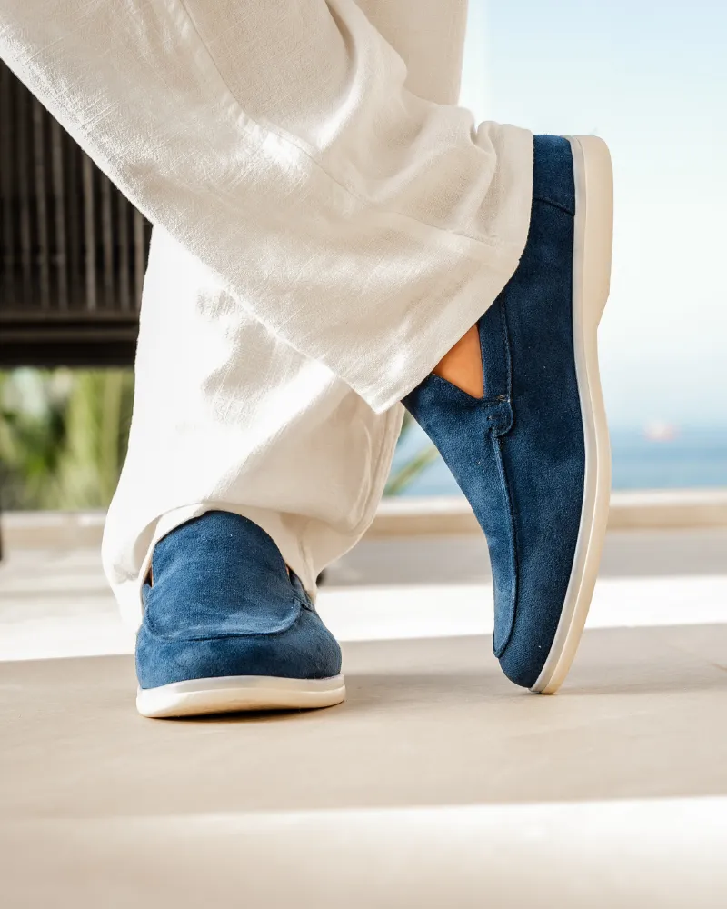 Classic Suede Loafers with Timeless Elegance