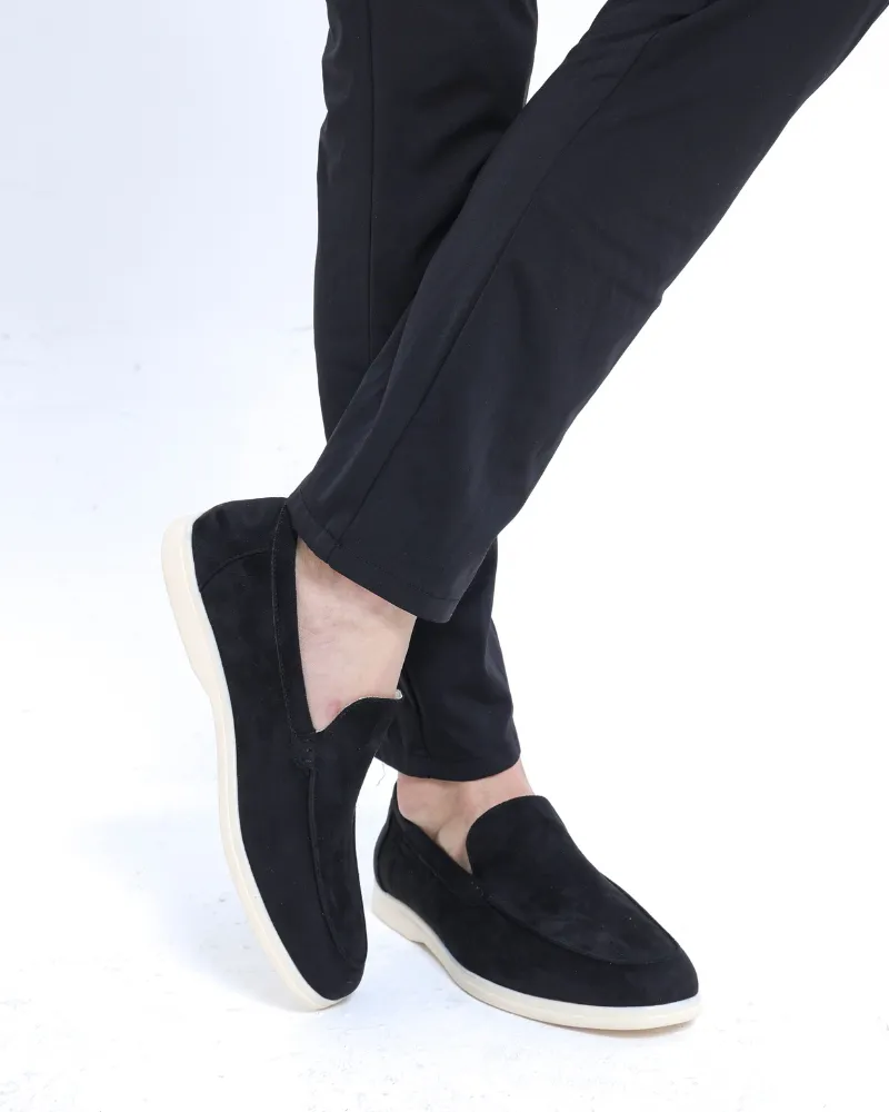 Classic Suede Loafers with Timeless Elegance