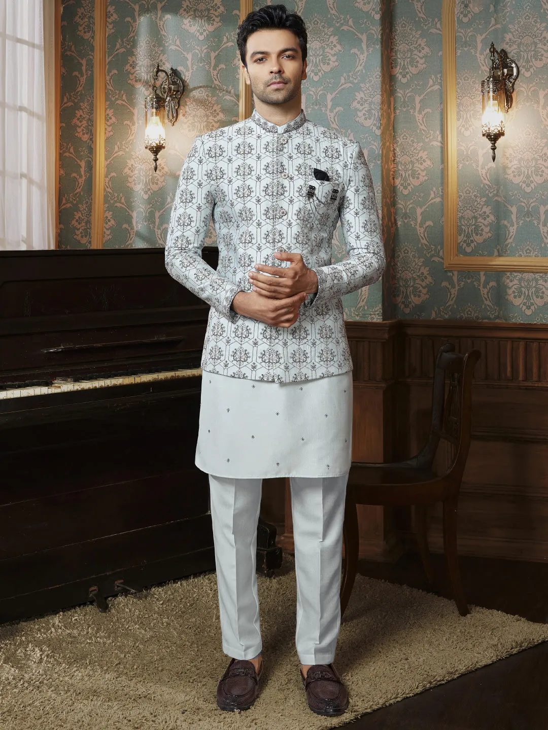 Classic ThreadWork based Bandi Kurta Set in White