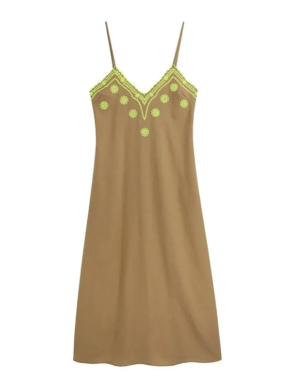 CM-D081826 Women Casual Seoul Style V-Neck Embroidery Sleeveless Maxi Dress - Brown