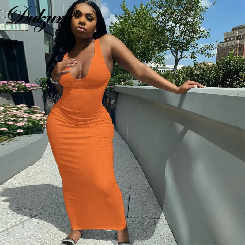 Dulzura Ribbed Knitted Stripe Women Sleeveless Midi Dress