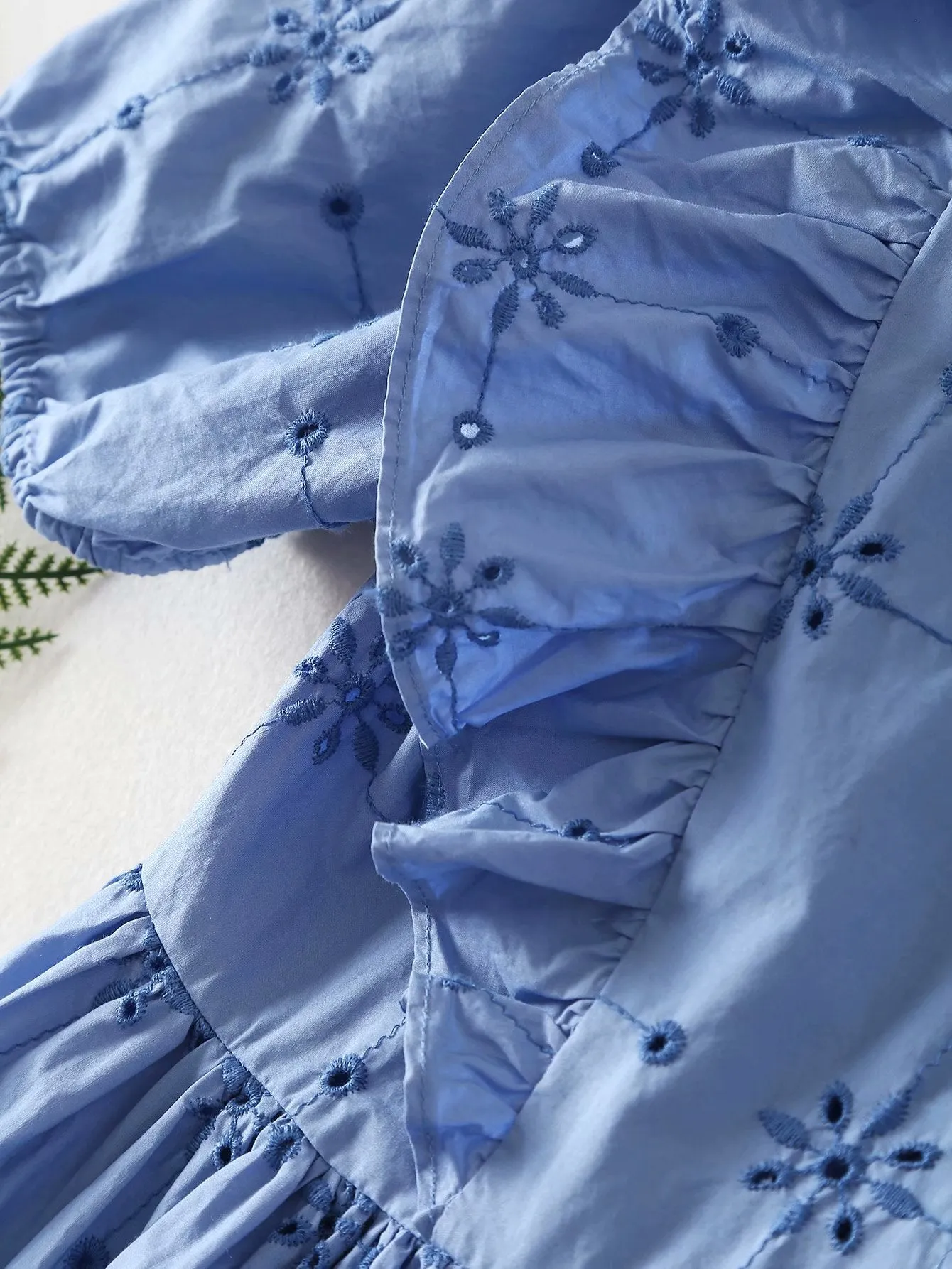 Embroidery Pleated Ruffled Lantern Sleeve Midi Dresses