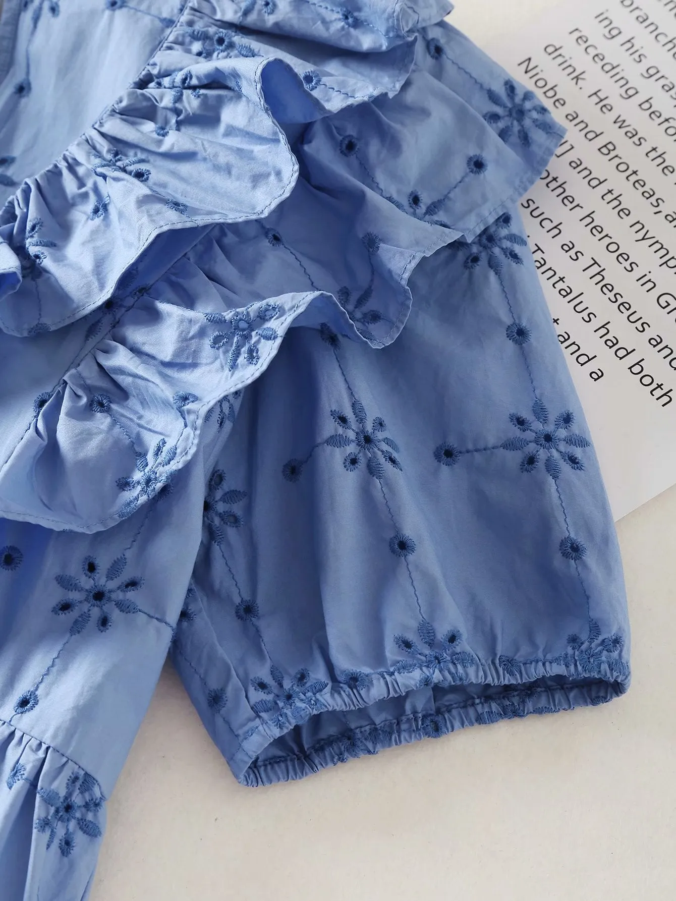 Embroidery Pleated Ruffled Lantern Sleeve Midi Dresses