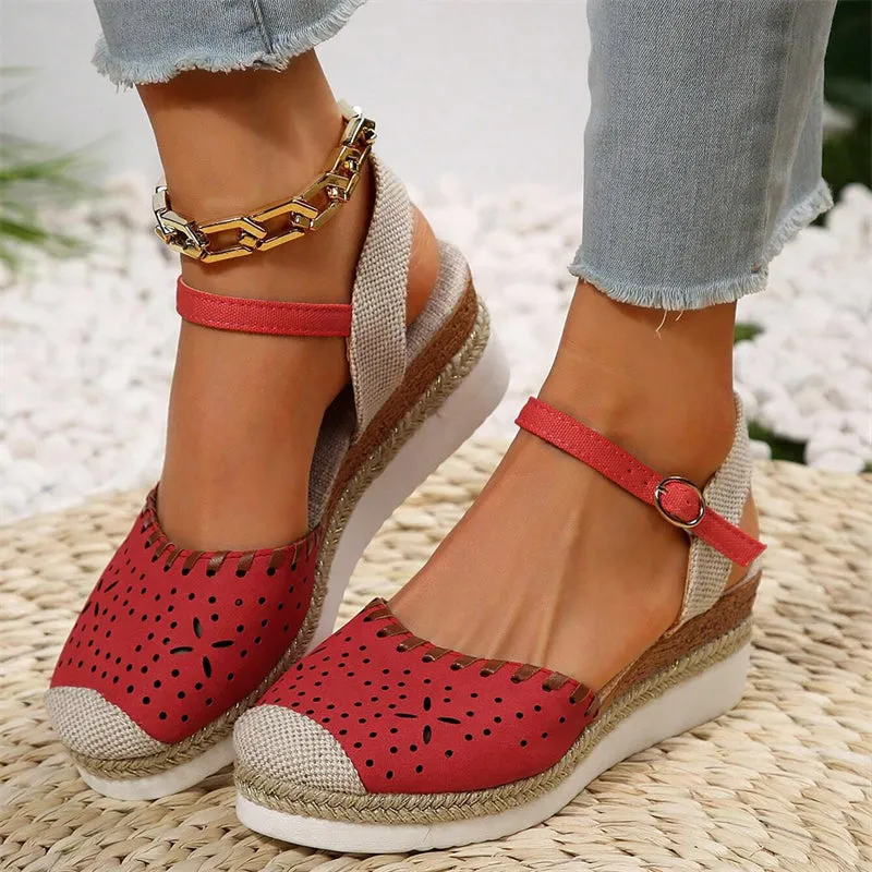 Fashion Closed Toe Hollow Breathable Sandals for Ladies