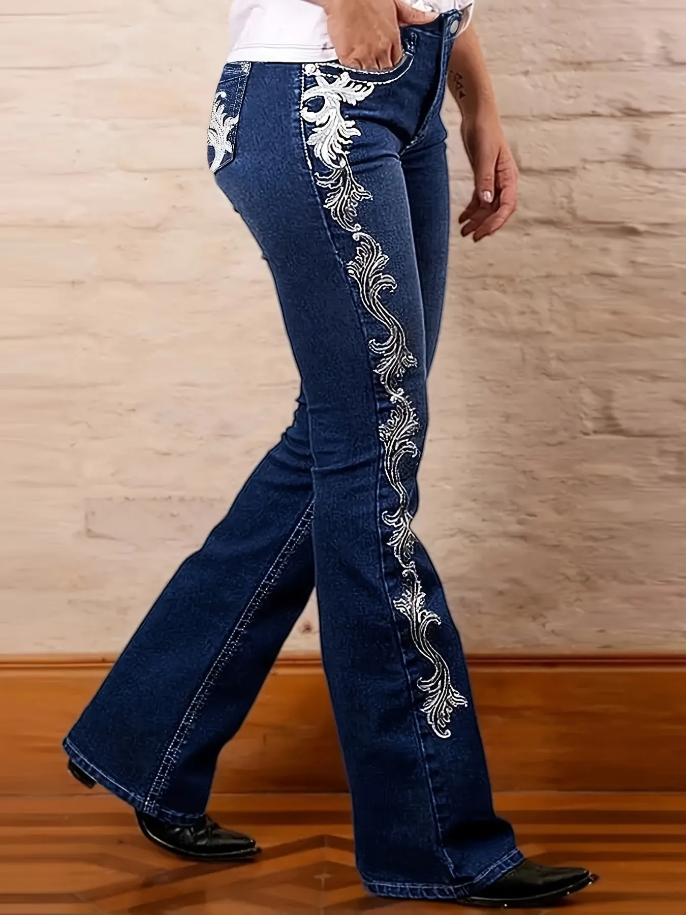 Flare Jeans with Printed Side Design – Dark Blue Denim Boot Cut