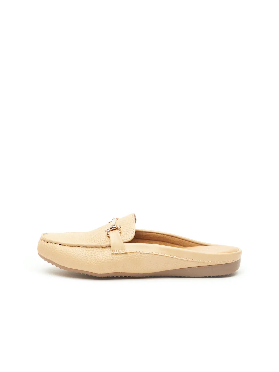 GOSSIP WOMENS BEIGE MOCCASINS
