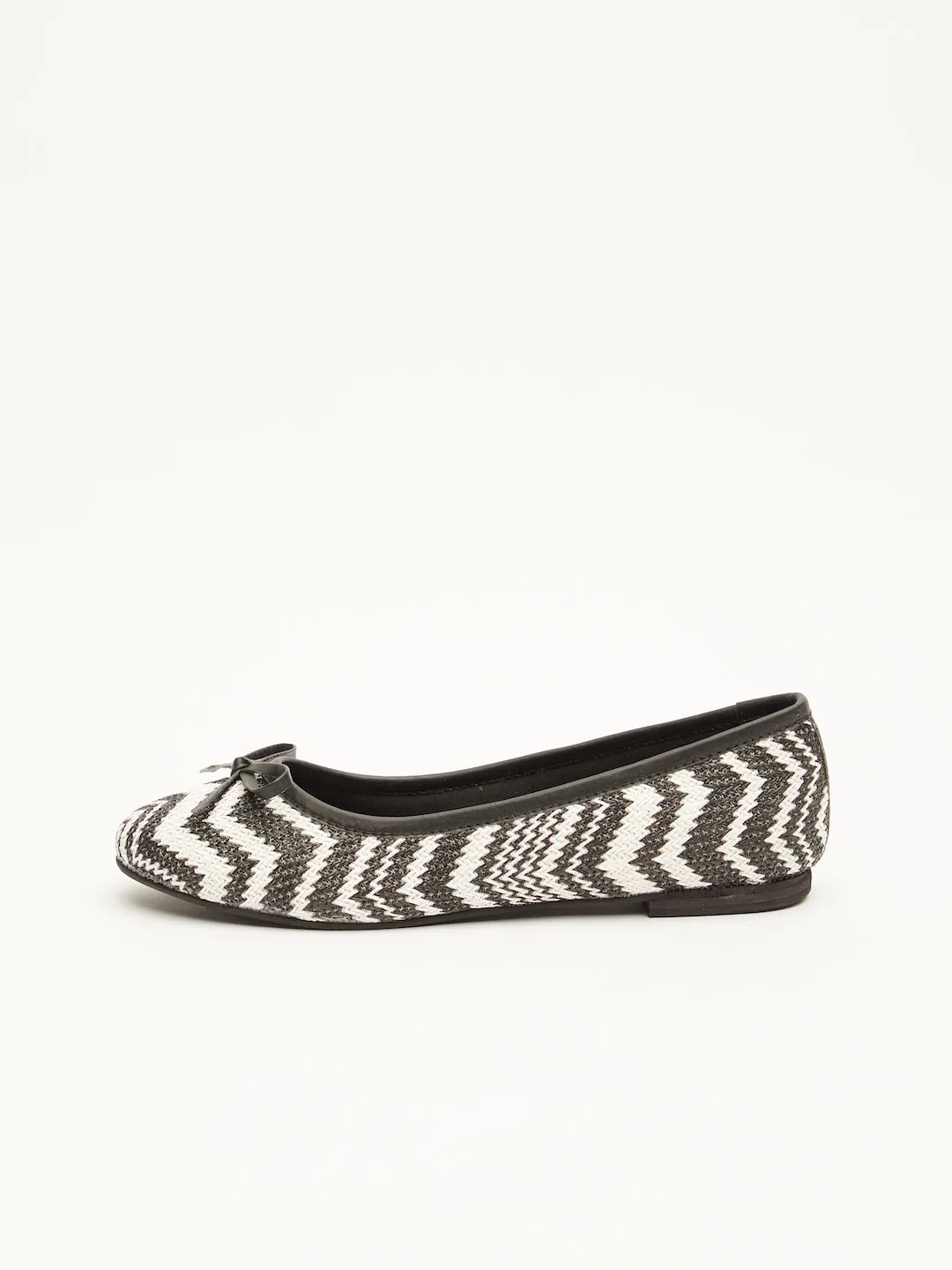 GOSSIP WOMENS BLACK MOCCASINS