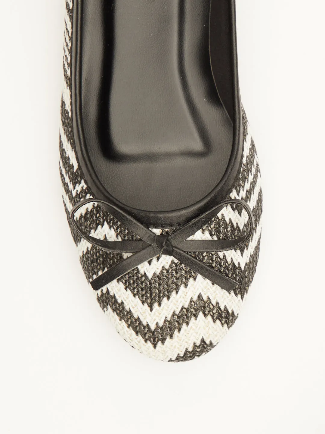 GOSSIP WOMENS BLACK MOCCASINS