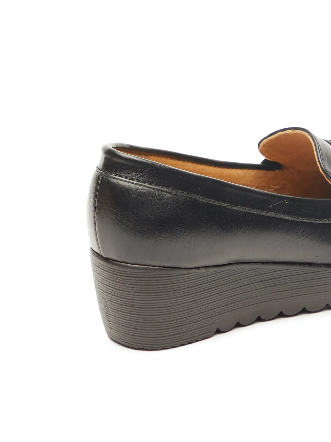 GOSSIP WOMENS BLACK MOCCASINS