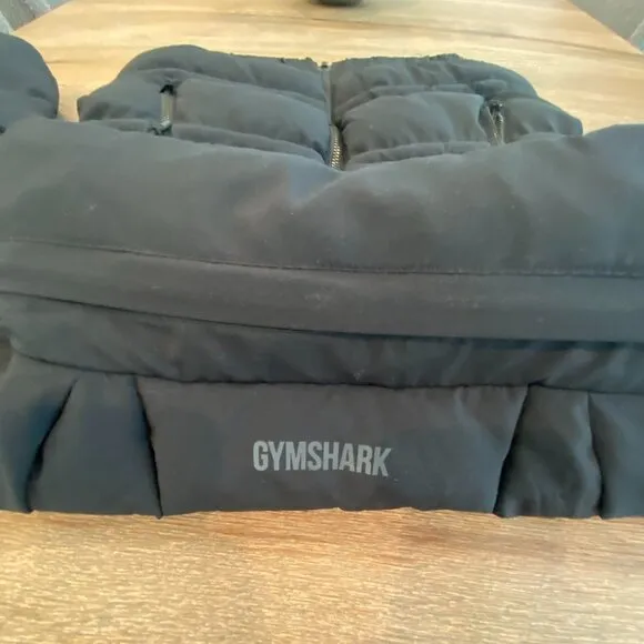 Gymshark Black Puffer Jacket size XS