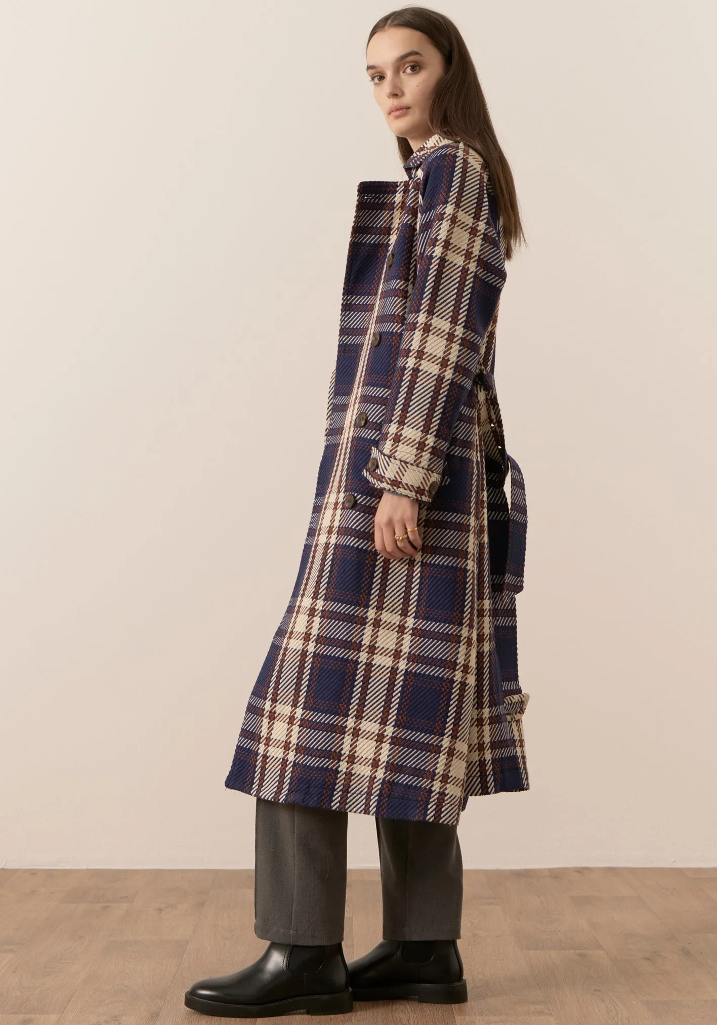 Holland Check Trench