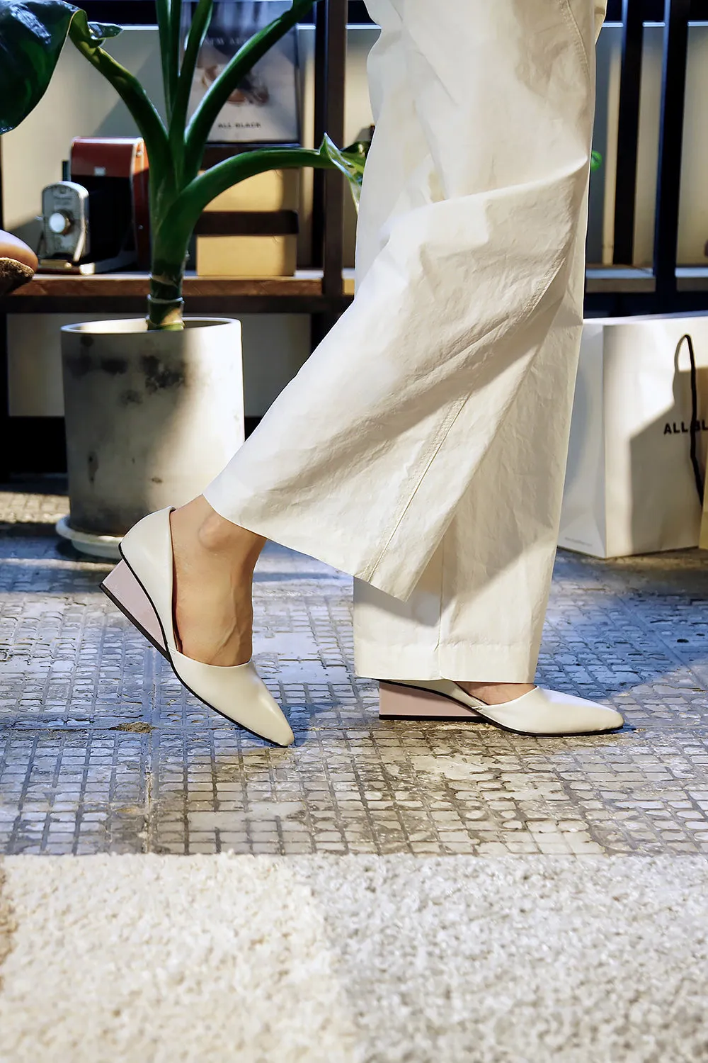 Ivory Square Wedge