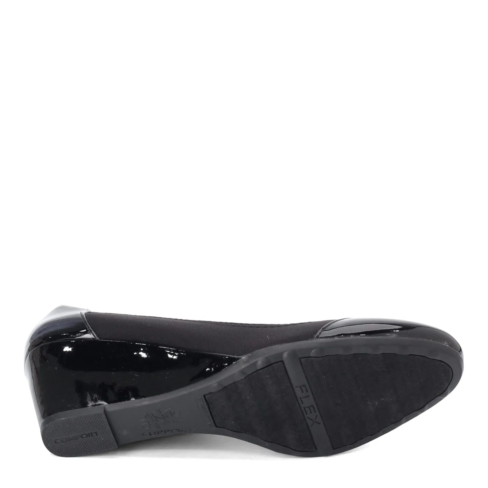 LifeStride Women's Juliana Stretch Wedge Pump, Black, 7.5 M US