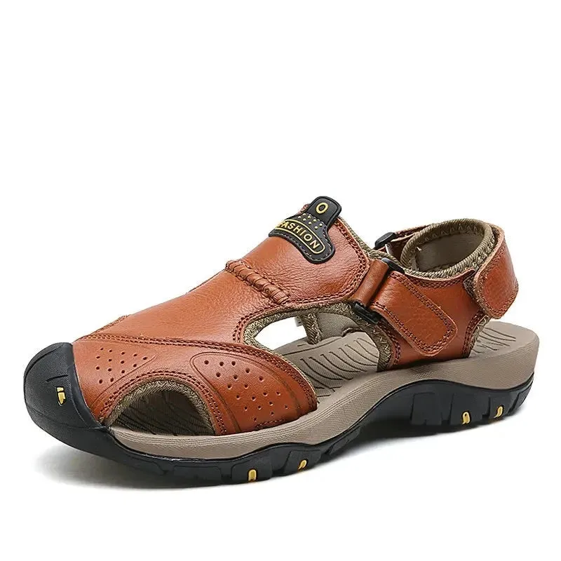 Mens Outdoor Trekking Sandals Summer Breathable Flat Light Fashion Beach Shoes Genuine Leather Luxury Men Sandals v1