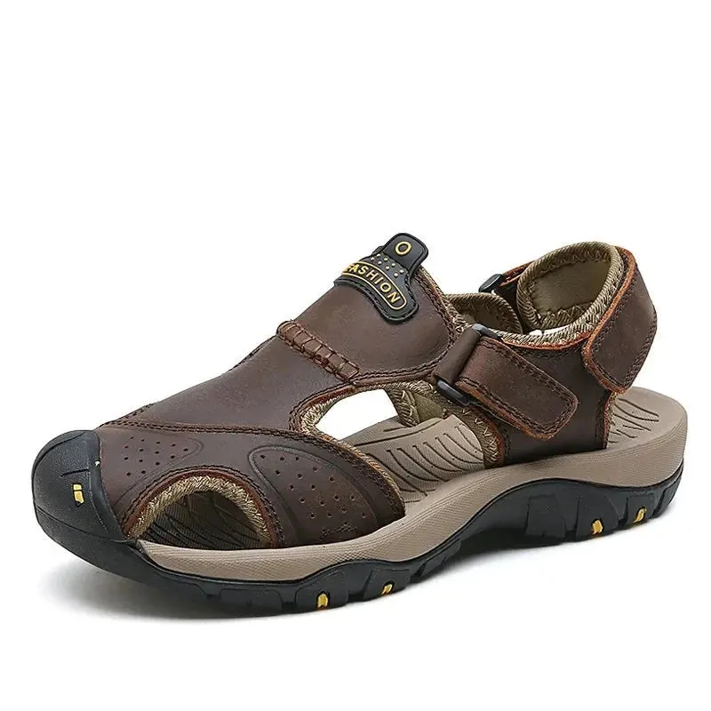 Mens Outdoor Trekking Sandals Summer Breathable Flat Light Fashion Beach Shoes Genuine Leather Luxury Men Sandals v1