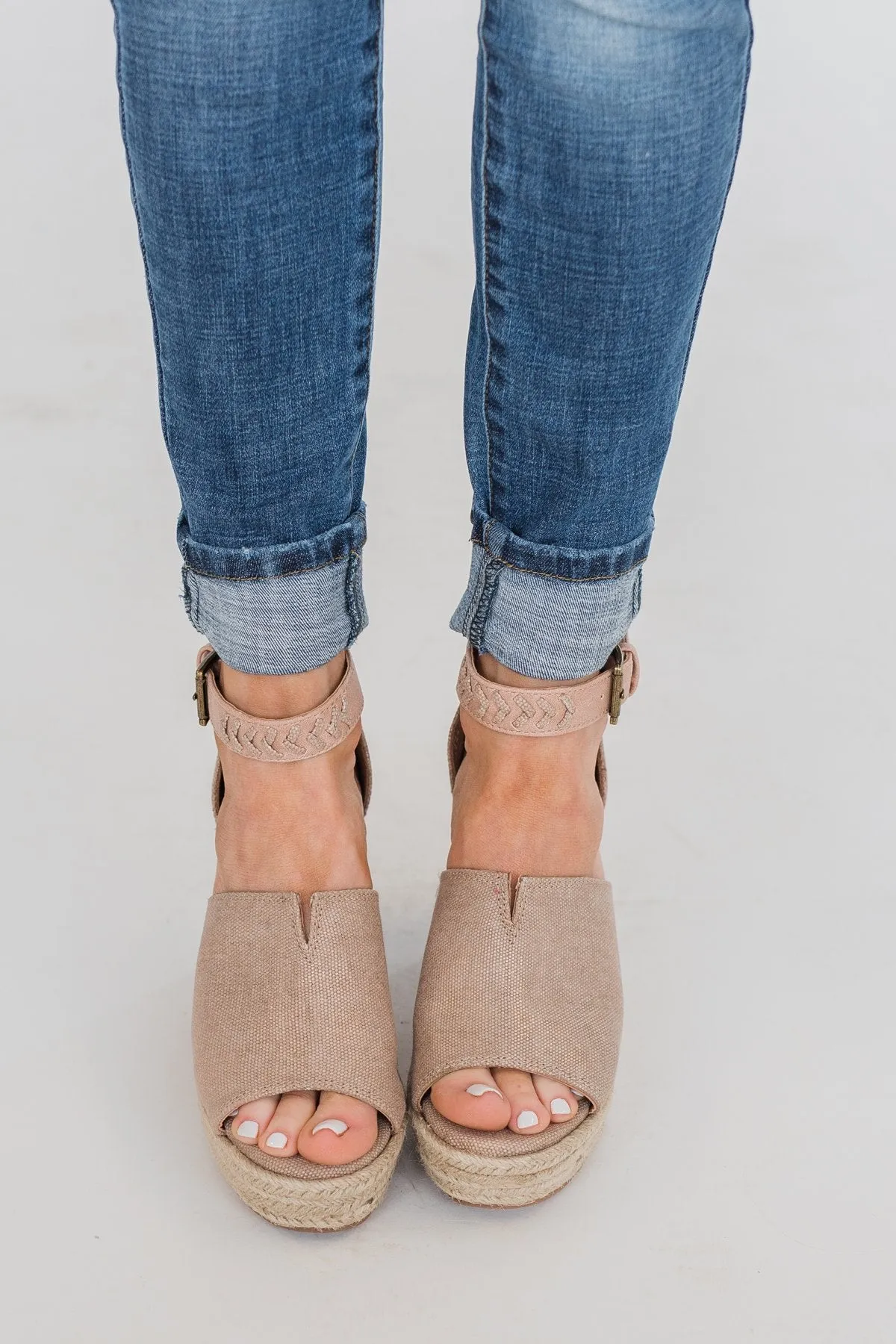 Not Rated Leif Wedges- Rose Gold