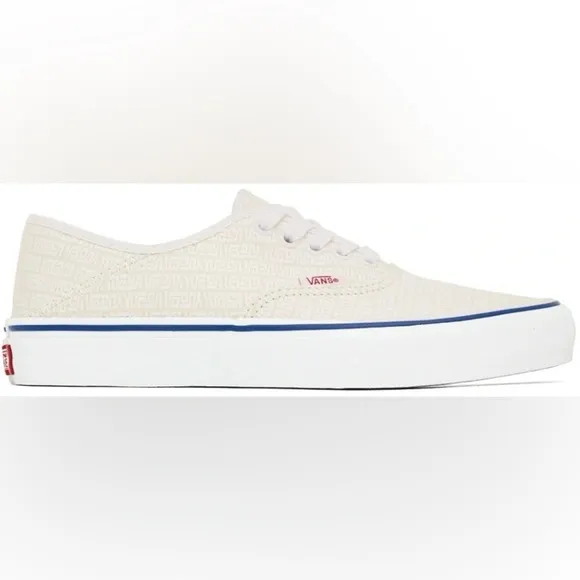 NWT Vans Authentic SF Classic Low Top Sneaker in Cream off white x Yucca Fins