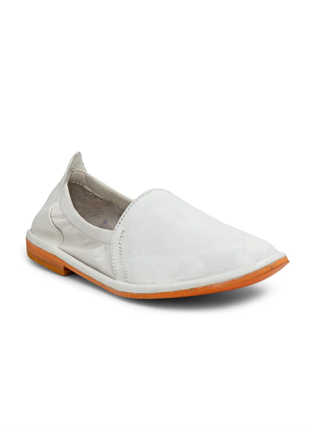 Teakwood Men White Leather Mojaris||Men's White Traditional Leather Mojari (Jutti/Loafers)