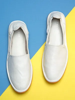 Teakwood Men White Leather Mojaris||Men's White Traditional Leather Mojari (Jutti/Loafers)