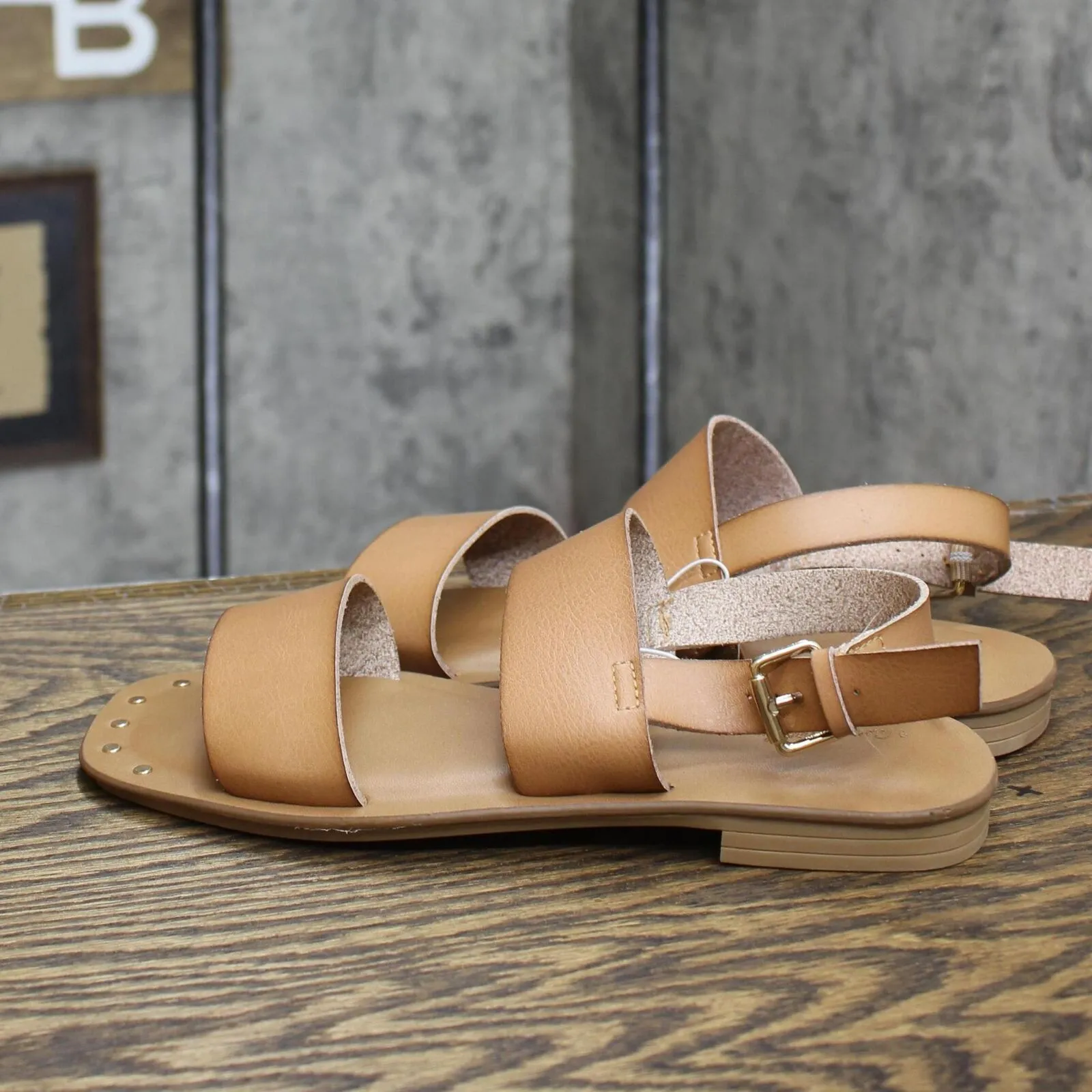 Universal Thread Women's Becca Studded Ankle Strap Sandals Tan Brown 5.5W