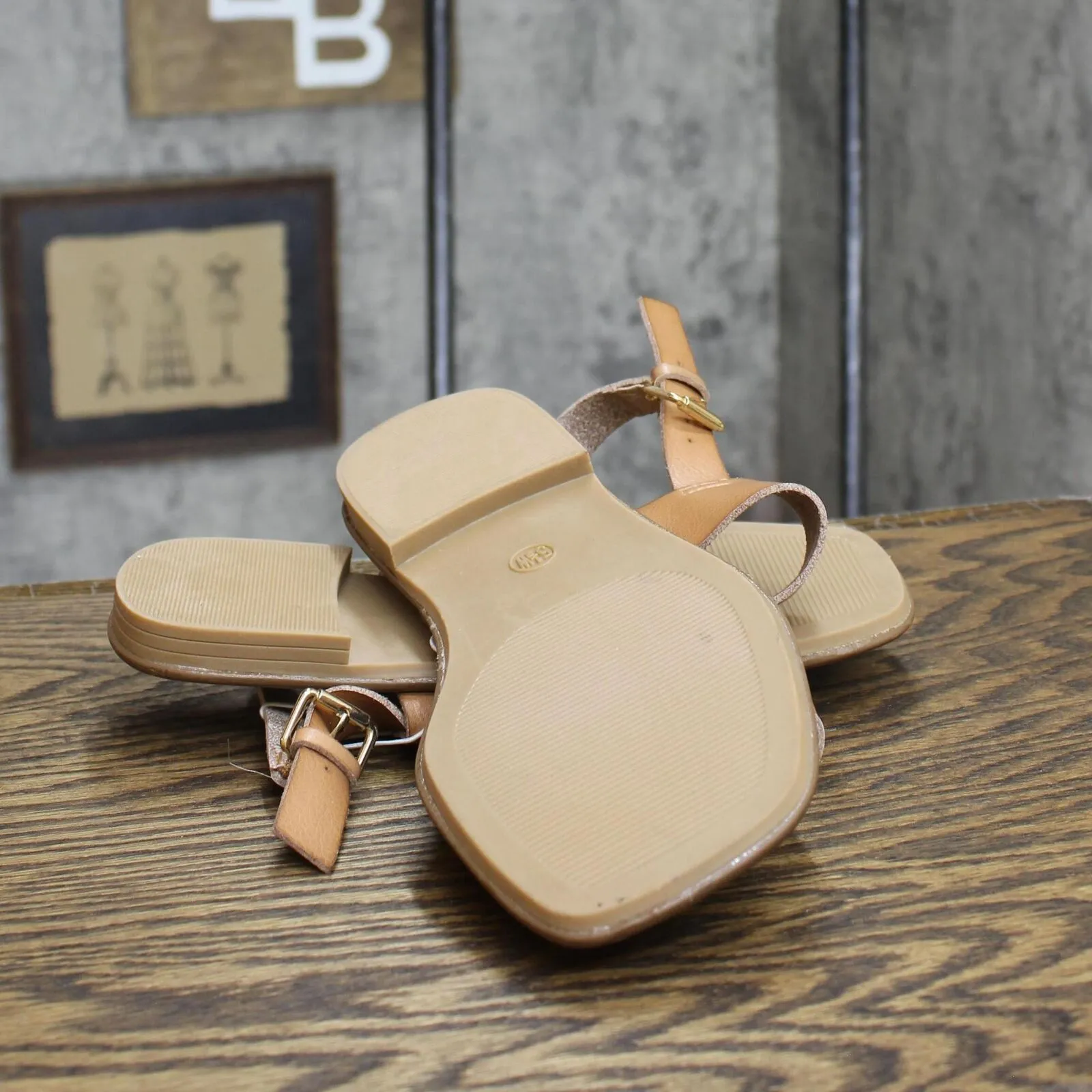 Universal Thread Women's Becca Studded Ankle Strap Sandals Tan Brown 5.5W