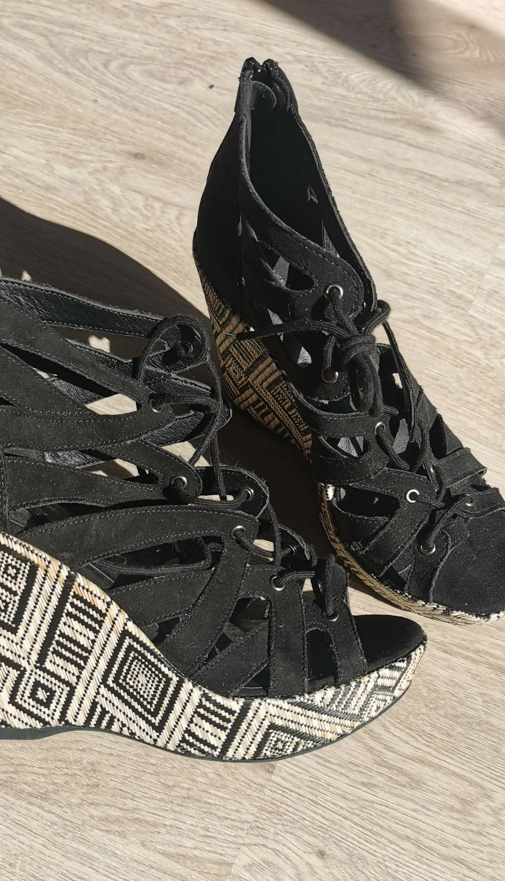 Wedge-Absatz-Sandalen, 39