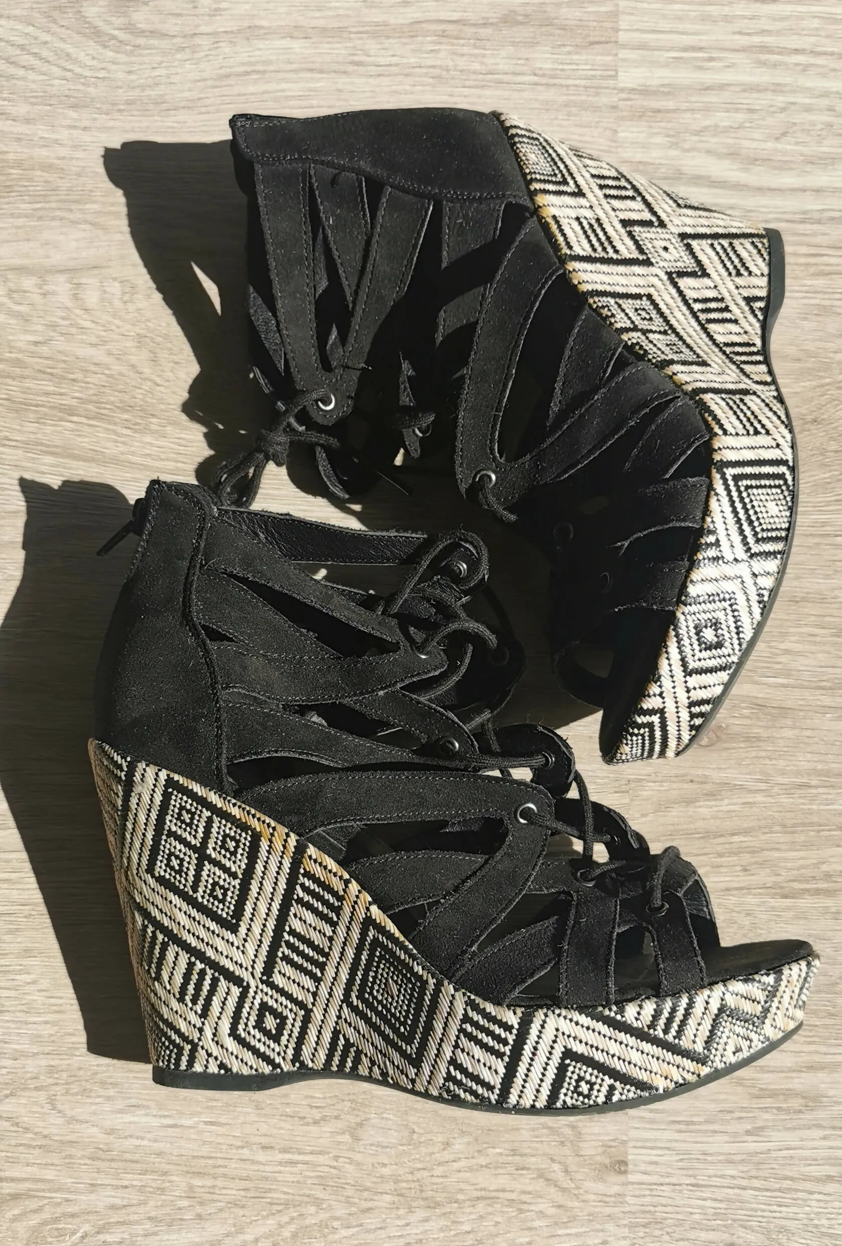 Wedge-Absatz-Sandalen, 39