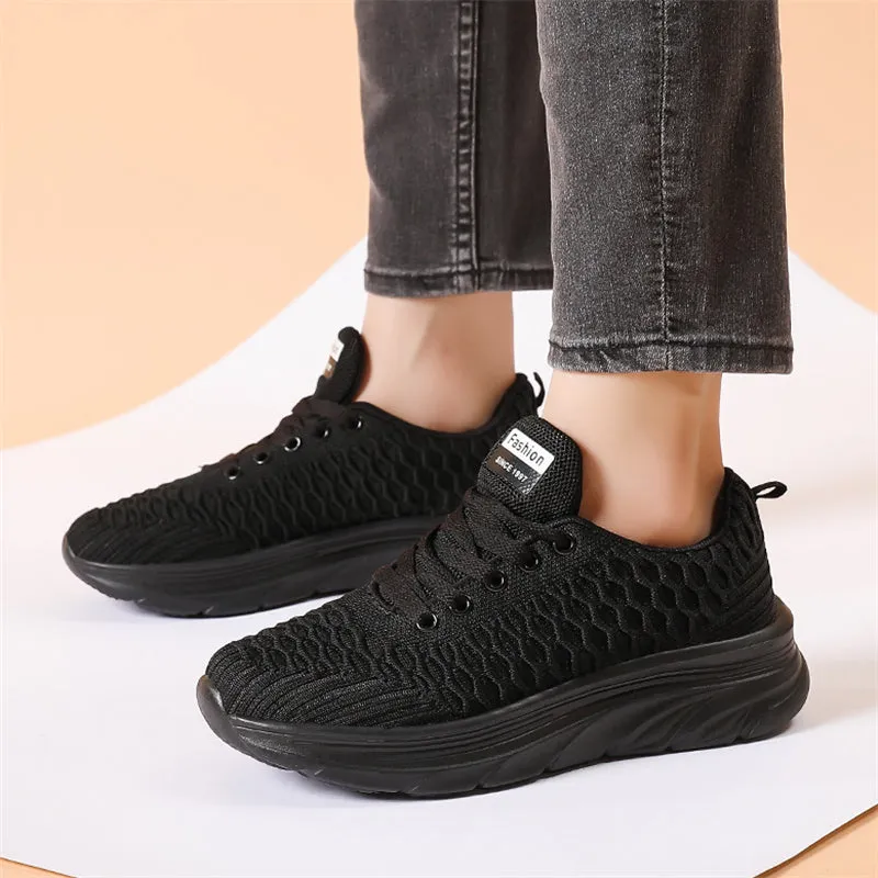 White & Black Classic Breathable Knitted Sports Shoes for Women