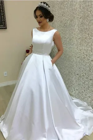 White Satin Wedding Gown Style with Modern Pockets