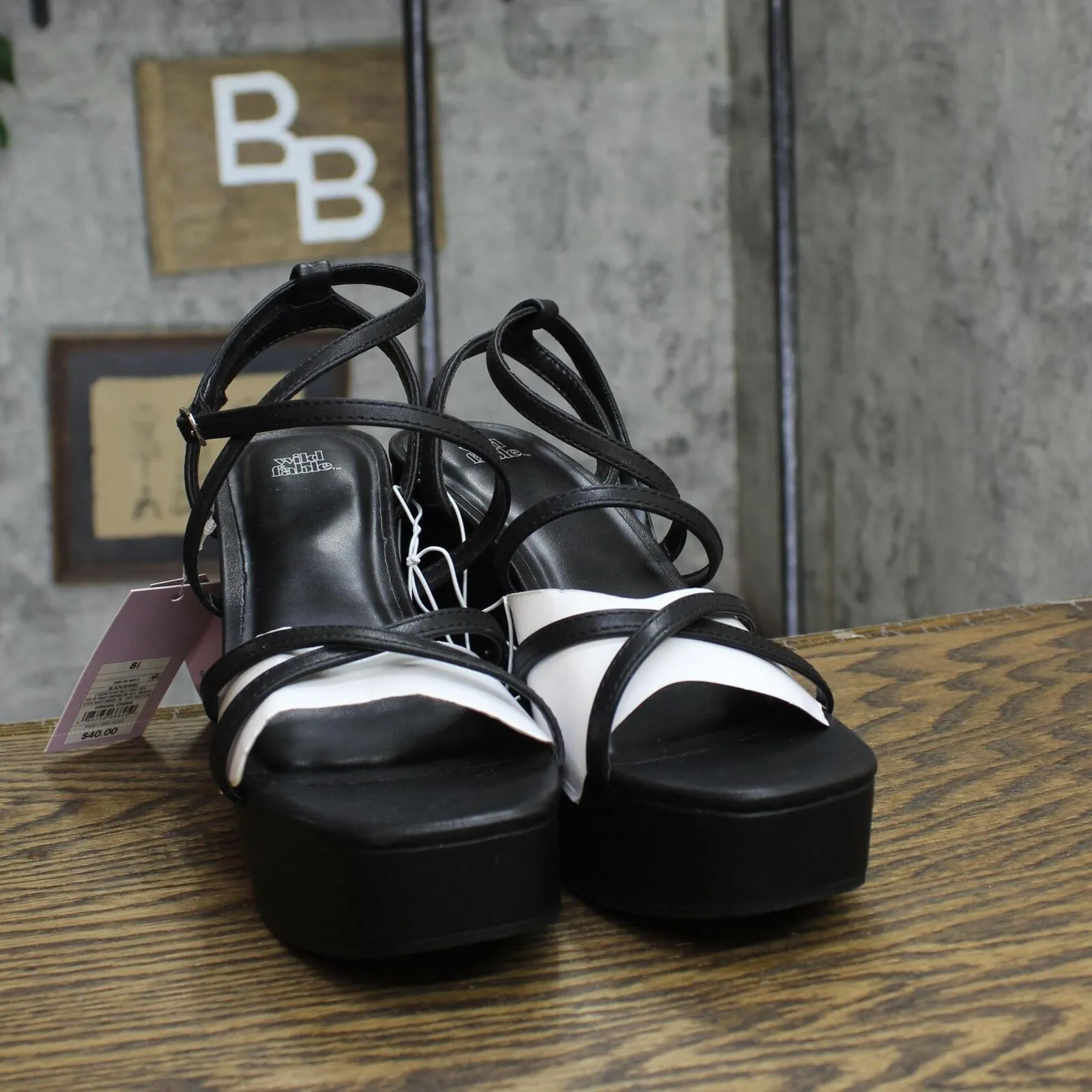 Wild Fable Womens Ronnie Strappy Platform Wedge Heels 89886312 Black 8.5M